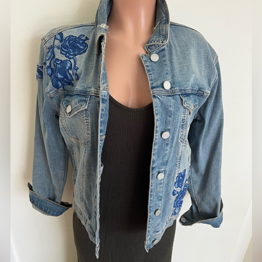 BLANK NYC embroidered jean jacket